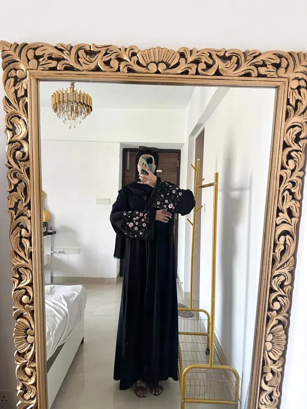 Black_Floral_Embroidered_Abaya_With_Hijab_For_Women