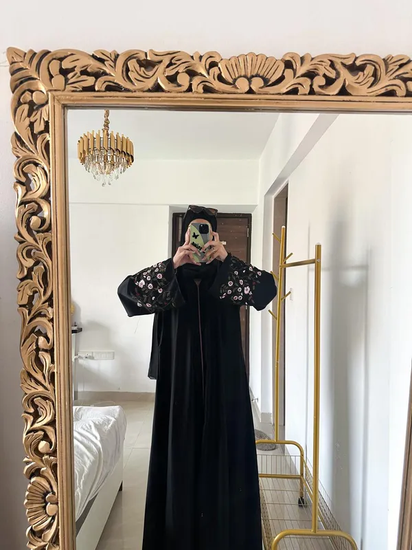 Black_Floral_Embroidered_Abaya_With_Hijab_For_Women