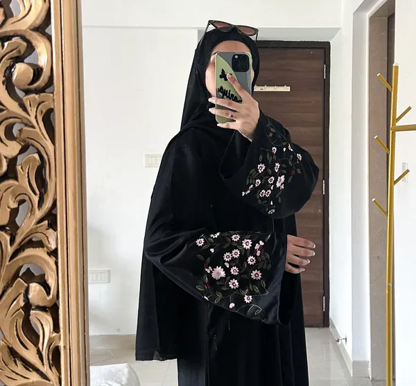Black_Floral_Embroidered_Abaya_With_Hijab_For_Women