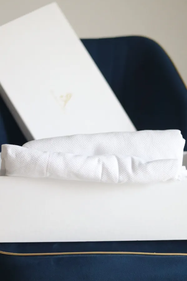 White_Towel_Unstitched_Ihram_Set_For_Men