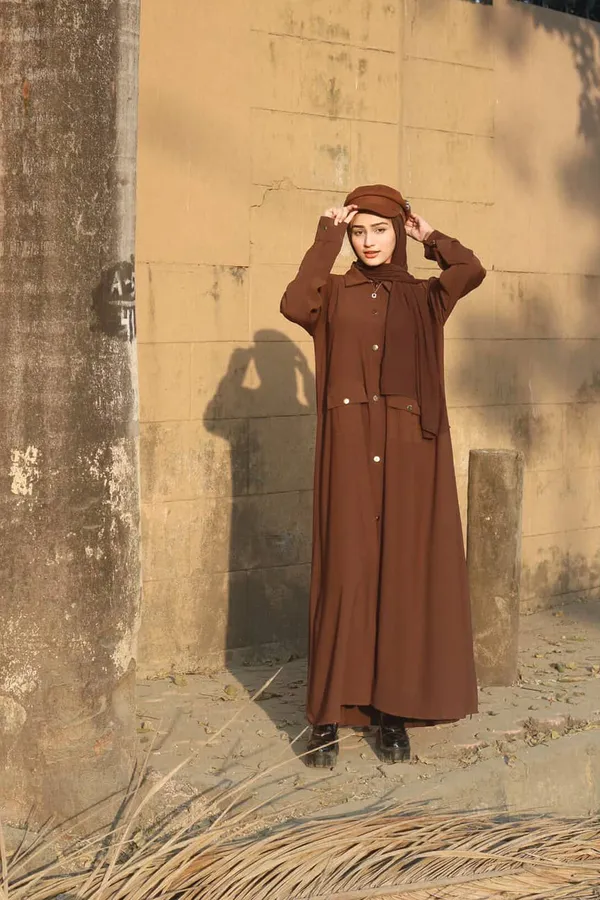 Brown_Everyday_Coat_Style_Abaya_Without_Hijab_For_Women