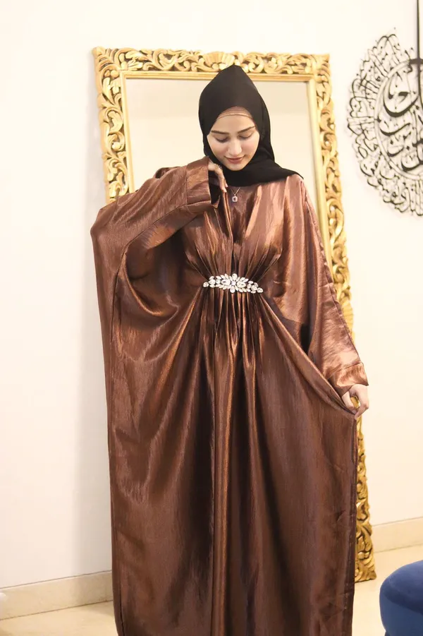 Brown_Shimmer_Abaya_With_Hijab_For_Women