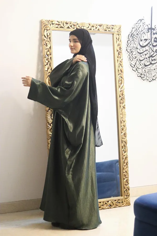 Green_Shimmer_Abaya_With_Hijab_For_Women