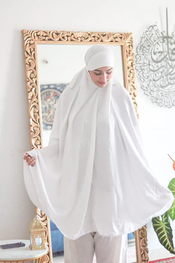 White_Rayon_Cotton_Plain_Makhna_For_Women
