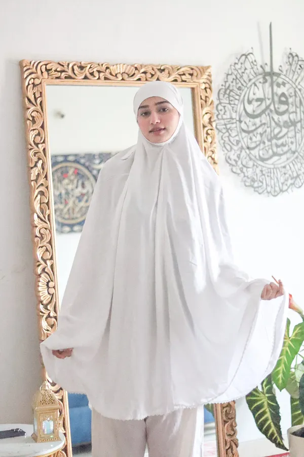 White_Rayon_Cotton_Plain_Makhna_For_Women