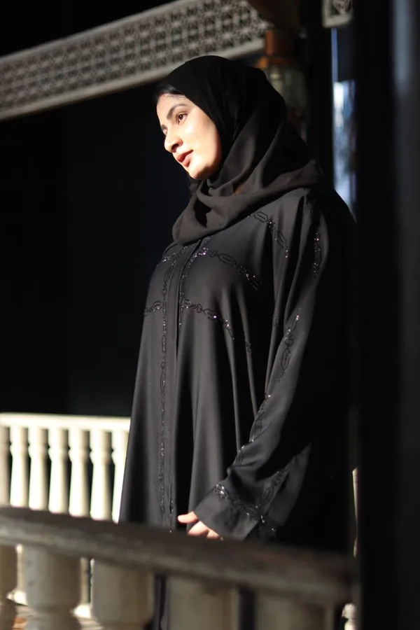 Black_Nida_Rhinestone_Detail_Abaya_With_Niqab_Hijab_For_Women