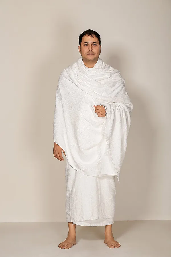 Umrah_Essentials_Gift_Box_For_Men