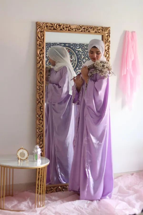 Lilac_Satin_Butterfly_Abaya_With_Attached_Belt_For_Women