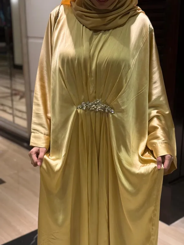 Yellow_Satin_Brooch_Abaya_For_Women