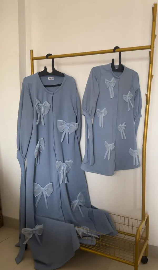 Baby_Blue_Popcorn_Fabric_3D_Bow_Mom_Daughter_Duo_Abaya