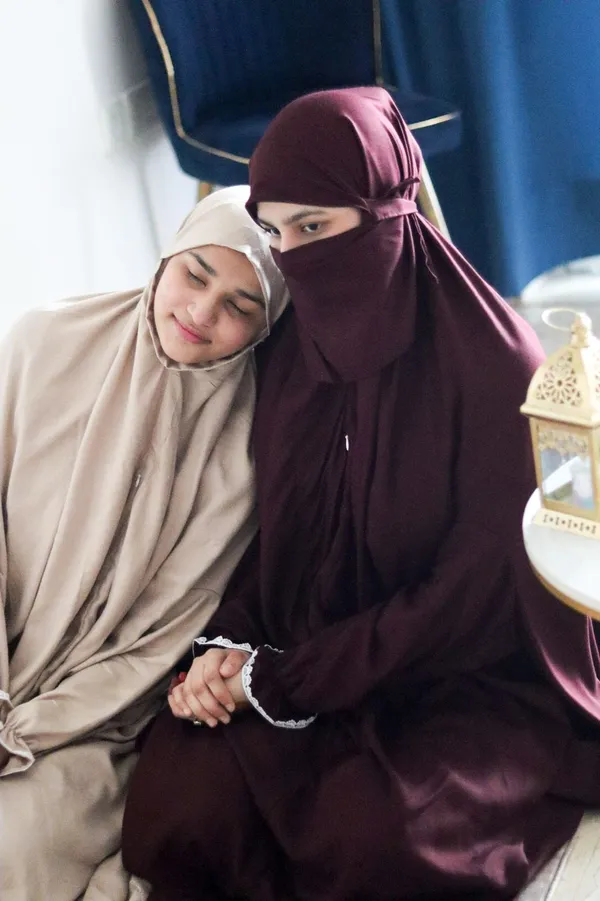Beige_Brown_Rayon_Cotton_One_Piece_Jilbab_Set_Of_2
