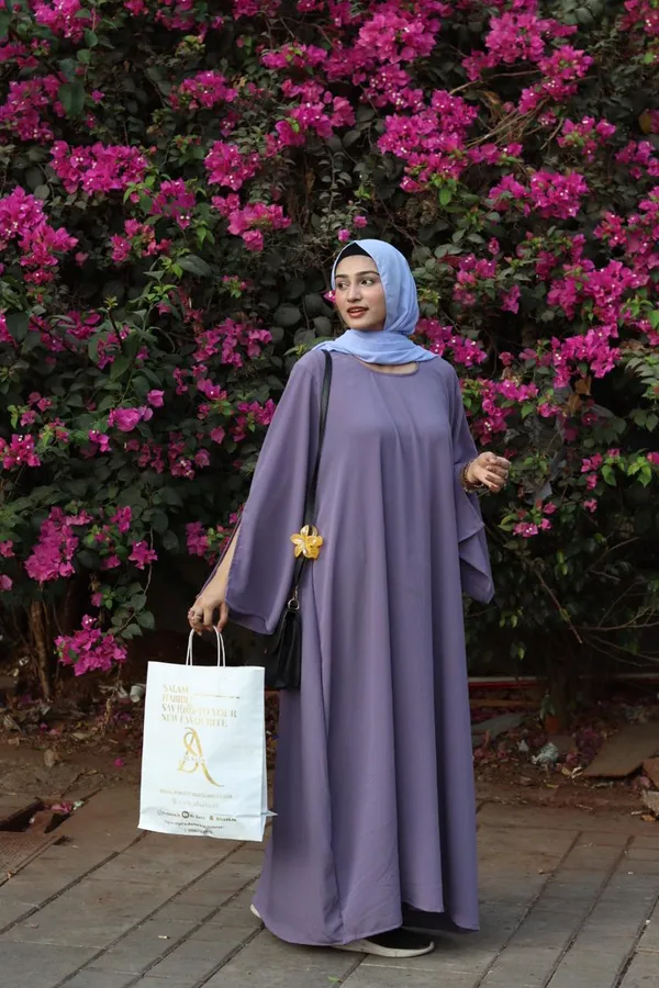 Faded_Purple_Zoom_Fabric_Cutwork_Abaya_For_Women