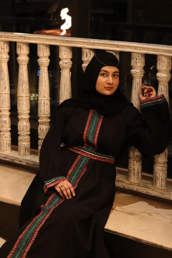 Black_Full-Length_Abaya_With_Hijab_Belt_For_Women