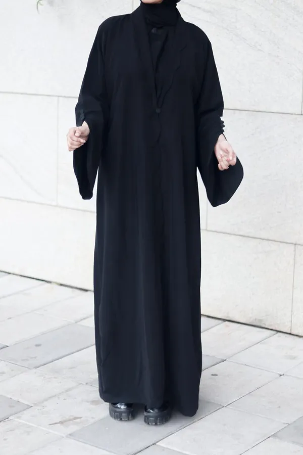 Black_Wave_Cutwork_Coat_Abaya_With_Hijab_For_Women