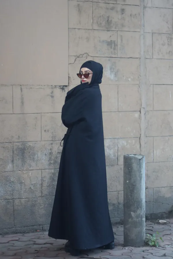 Black_Coat_Fabric_Tie-Up_Coat_Abaya_With_Hijab_For_Women