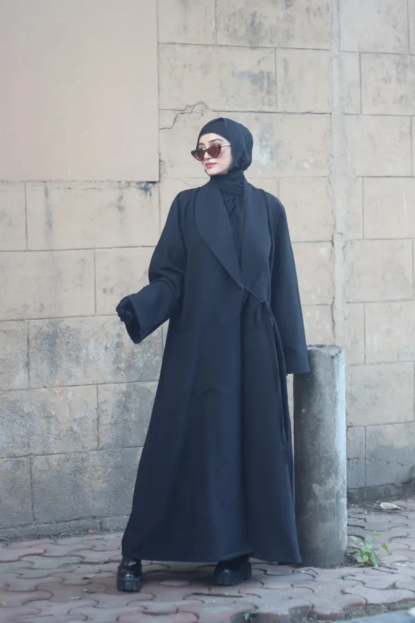 Black_Coat_Fabric_Tie-Up_Coat_Abaya_With_Hijab_For_Women