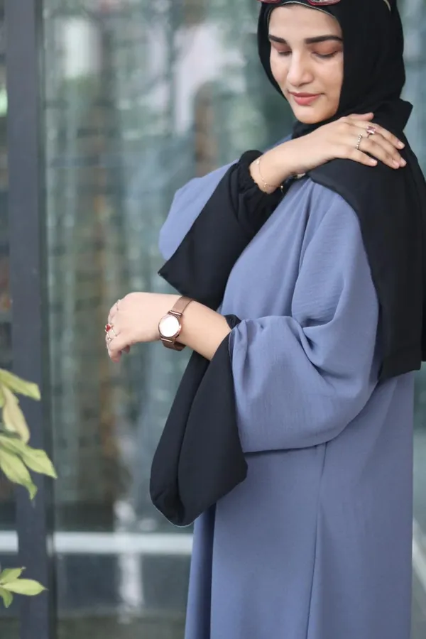 Black_Grey_Reversible_2-In-1_Abaya_For_Women