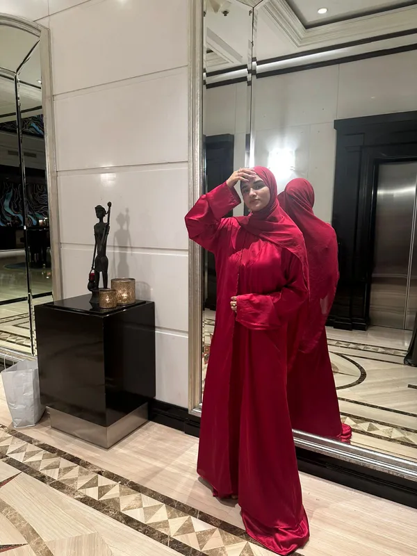 Red_2Pc_Abaya_Set_With_Inner_Slit_For_Women