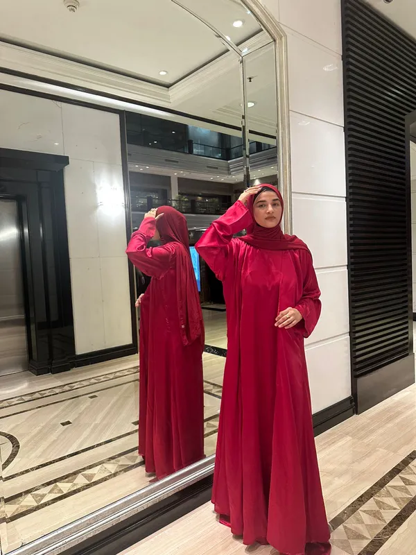 Red_2Pc_Abaya_Set_With_Inner_Slit_For_Women