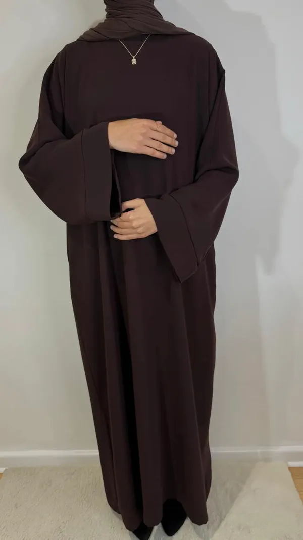Cocoa_Cy_Fabric_Smart_Abaya_With_Pockets_And_Zip_For_Women