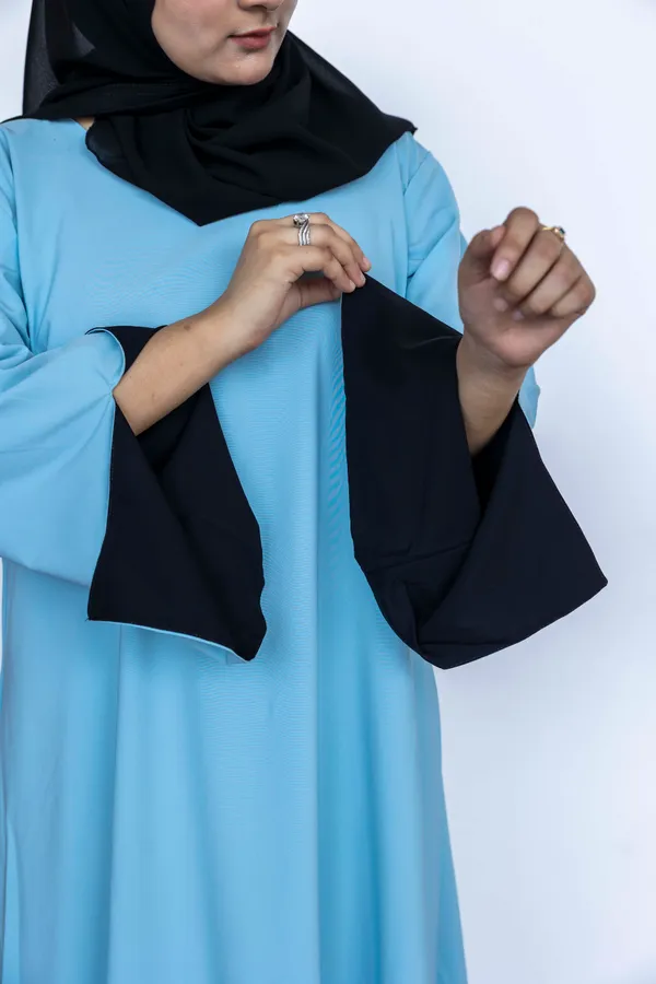 Black_Blue_Reversible_2-In-1_Abaya_For_Women