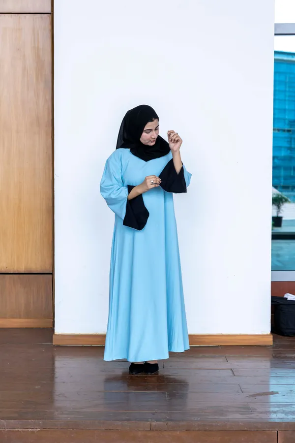 Black_Blue_Reversible_2-In-1_Abaya_For_Women