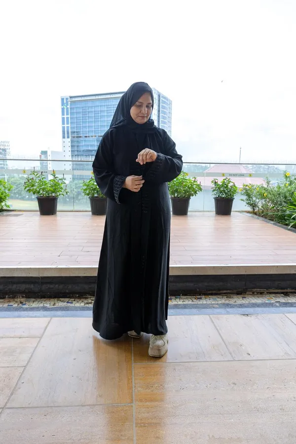 Black_Handwork_Stone_Embellished_Tayba_Abaya_With_Hijab