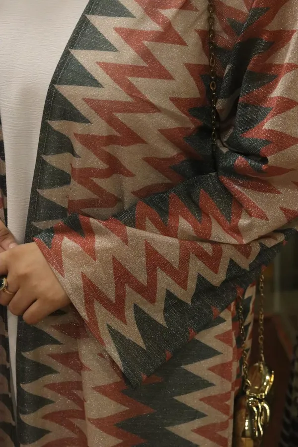 Multicolor_Zigzag_Straight_Shrug_Abaya_Set_With_Inner_Slit