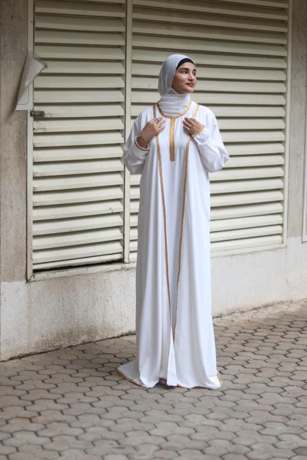 White_3-Piece_Umrah_Abaya_With_Inner_Slit_Shrug_And_Hijab_For_Women