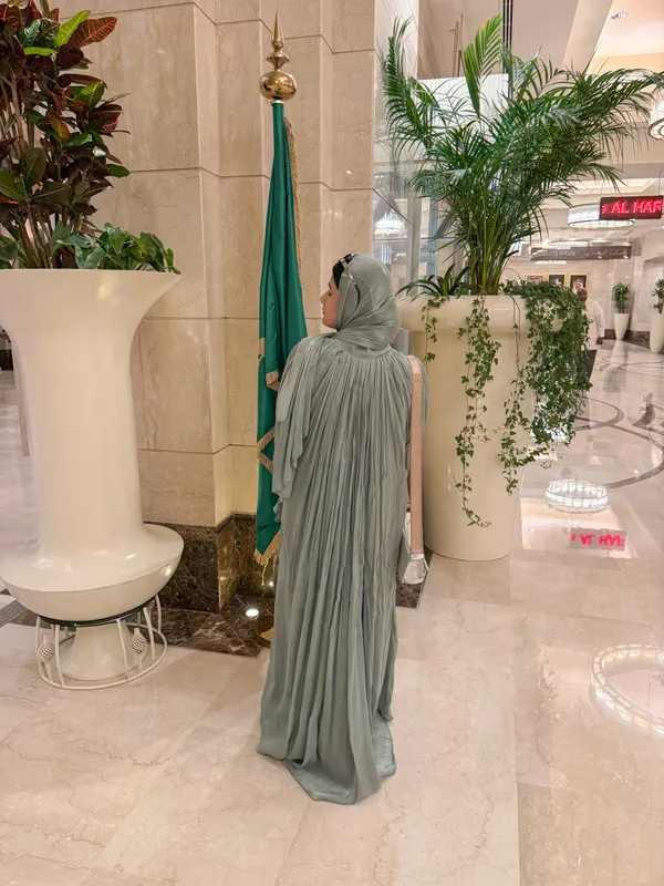 Mint_Tissue_Organza_Full_Sleeve_Abaya_Set_With_Hijab_For_Women