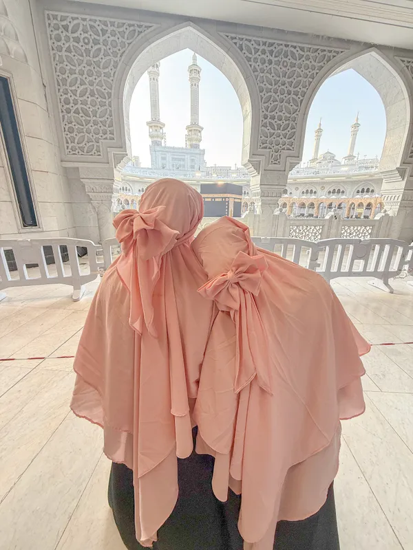 Peach_Chiffon_Bow_Fish_Tail_Khimar_For_Women