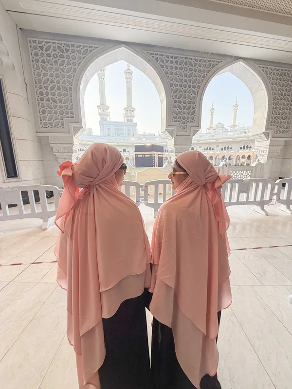 Peach_Chiffon_Bow_Fish_Tail_Khimar_For_Women