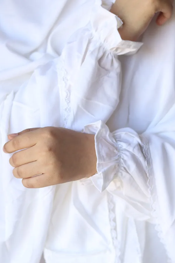 White_Two-Piece_Jilbab_With_Skirt_For_Women