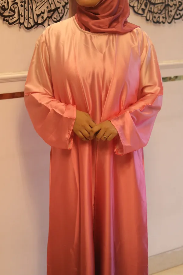 Pink_Ombre_Abaya_With_Matching_Hijab_For_Women