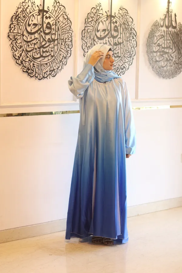 Blue_Ombre_Abaya_With_Matching_Hijab_For_Women