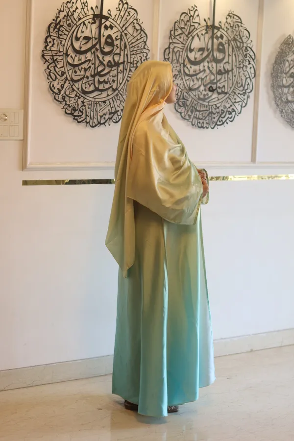 Lime_Turquoise_Ombre_Abaya_With_Matching_Hijab_For_Women