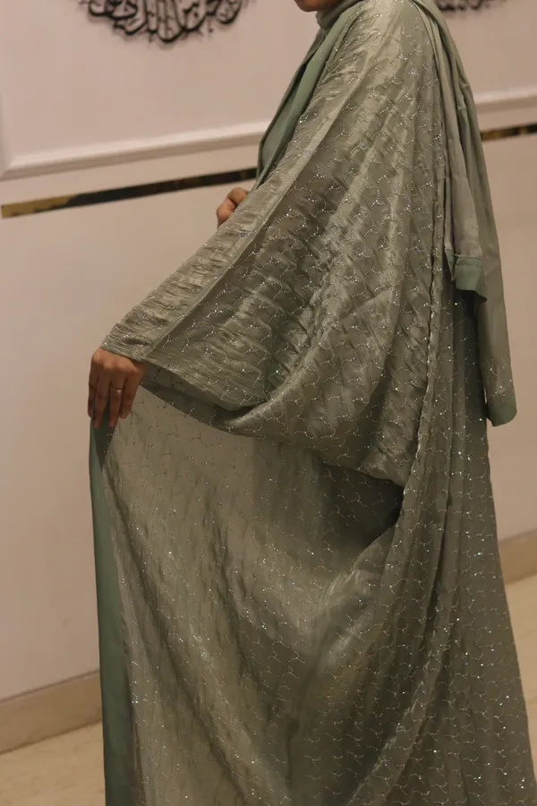 Pistachio_Tissue_Dubai_Style_Abaya_Set_With_Organza_Hijab