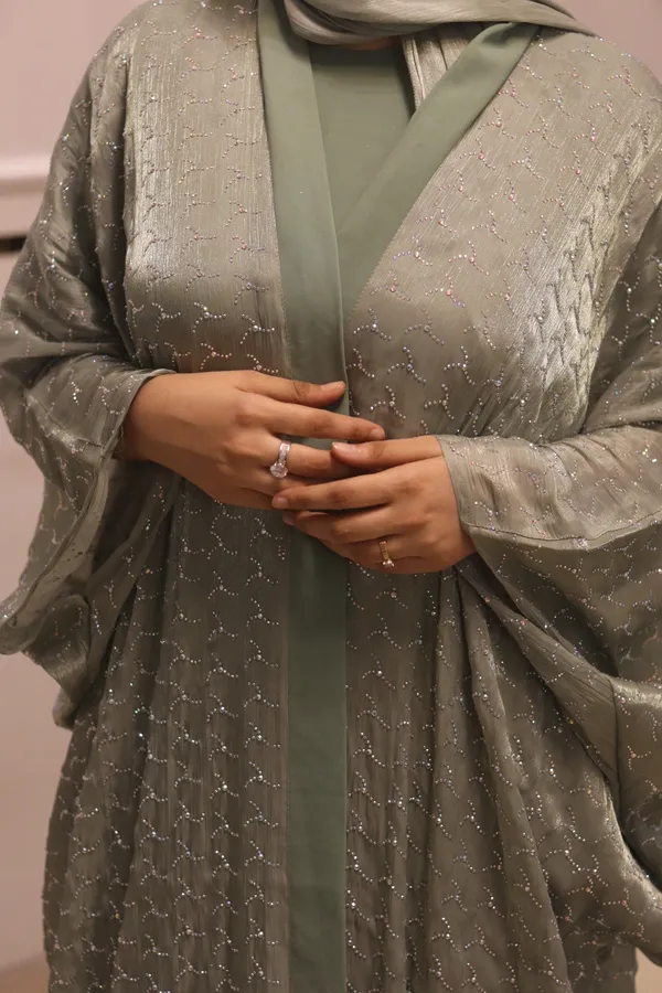 Pistachio_Tissue_Dubai_Style_Abaya_Set_With_Organza_Hijab