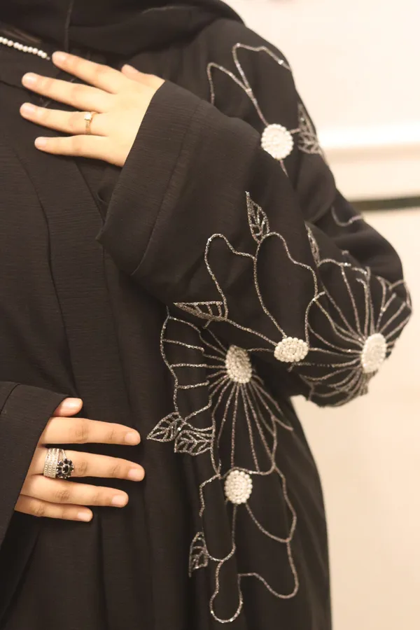 Black_Nida_Dubai_Style_Lily_Abaya_With_Hijab_For_Women
