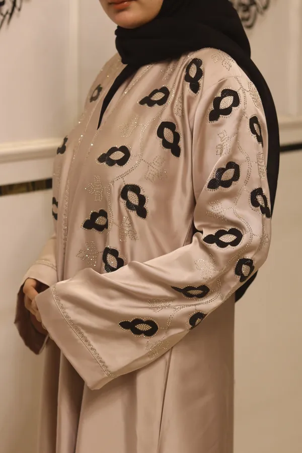 Beige_Nida_Dubai_Style_Abaya_With_Hijab_For_Women