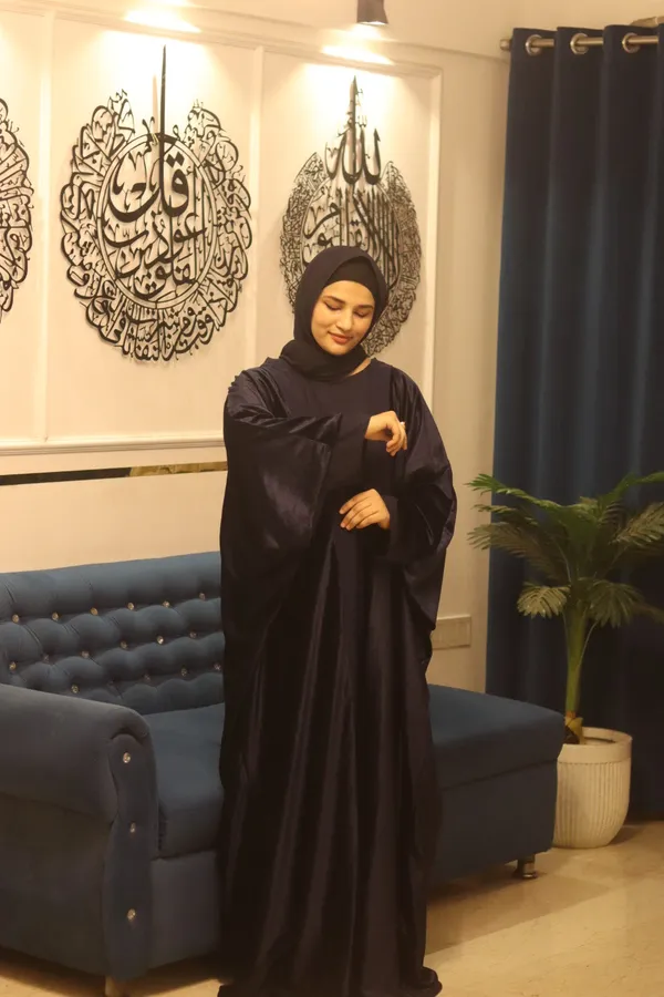 Blue_Velvet_Shrug_Abaya_With_Inner_Slit_For_Women