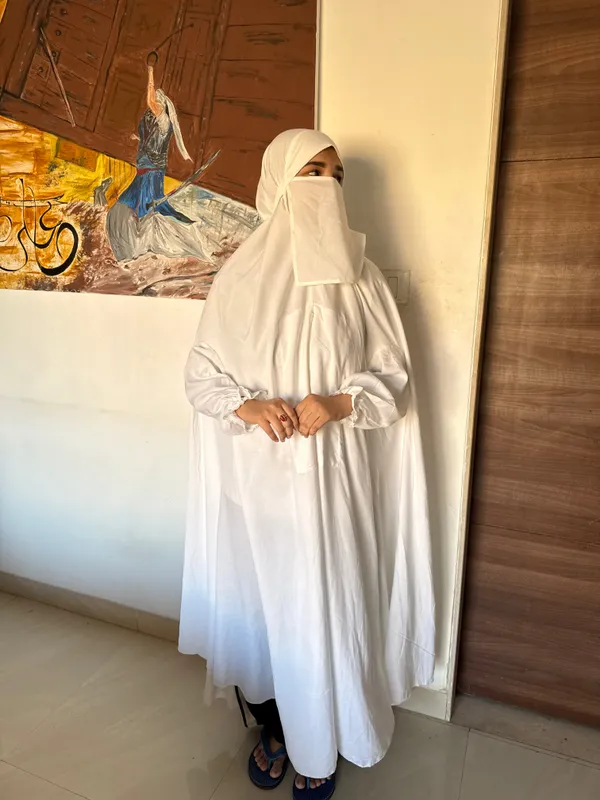 White_Full-Length_Jilbab_Set_With_Niqab_And_Pockets_For_Women