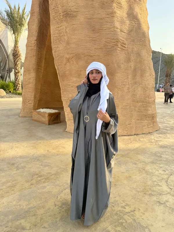 Grey_Imported_Brooch_Abaya_With_Hijab_For_Women