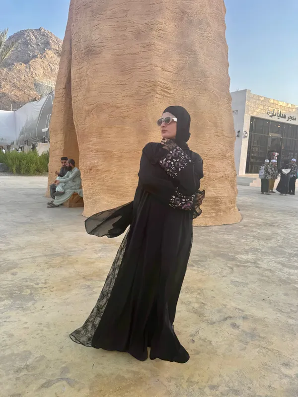 Black_Net_Cutout_Nida_Abaya_With_Hijab_For_Women