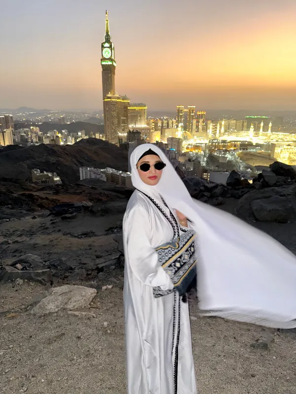 White_Nida_Stonework_Abaya_With_Hijab_For_Women