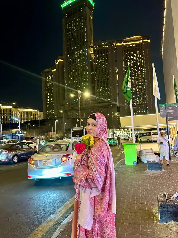 Pink_Full_Set_Abaya_With_Matching_Hijab_And_Inner_Slit_For_Women