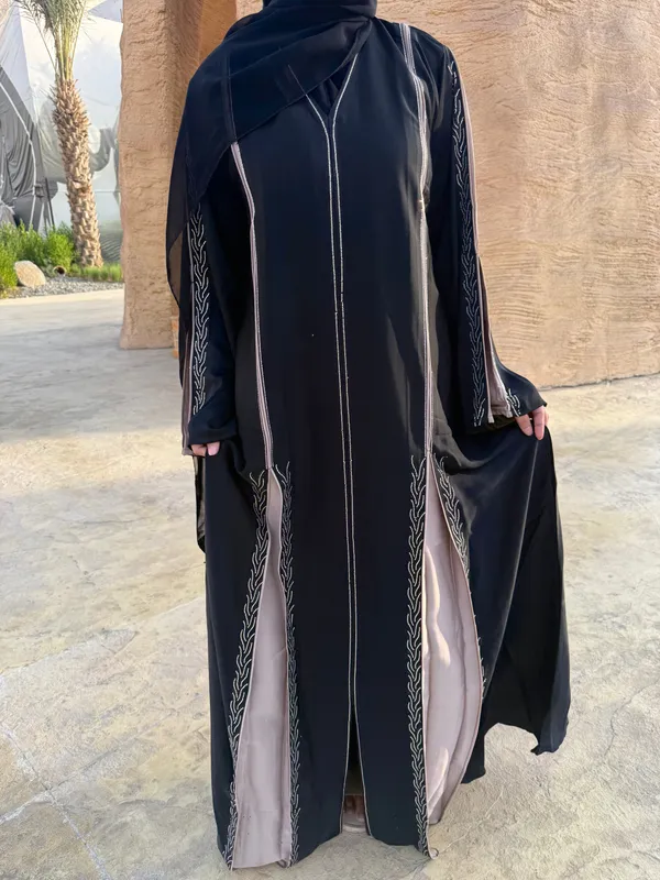 Black_Stone_Work_Arabian_Rimal_Abaya_With_Hijab_For_Women