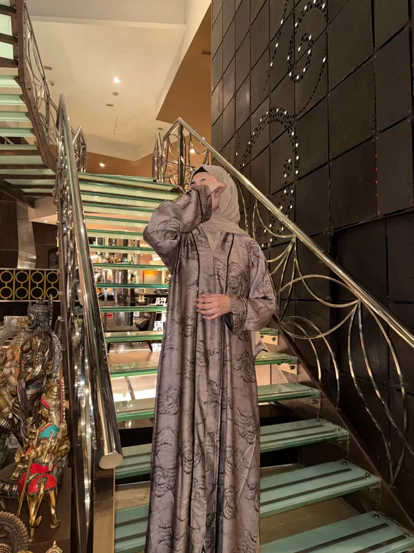Hazel_Nida_Korean_Print_Coat_Abaya_With_Hijab_For_Women