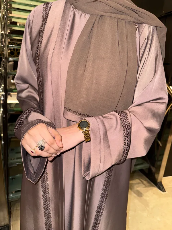 Mauve_Rhinestone_Stonework_Full_Set_Abaya_With_Hijab_For_Women