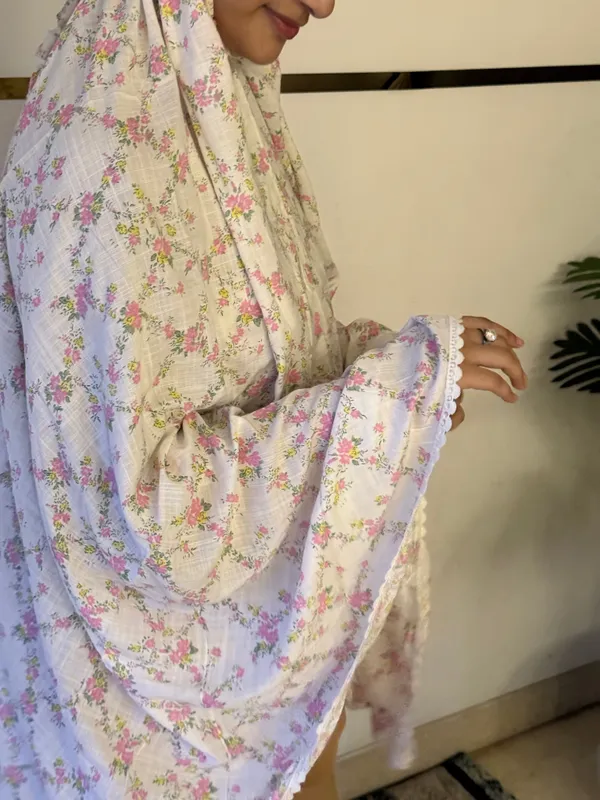 White_Rayon_Cotton_Floral_Criss-Cross_Mid-Length_Makhna_For_Women